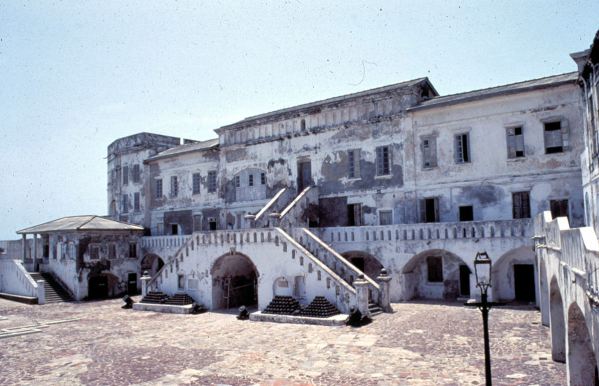 D004 - Cape Coast Castle, Ghana, 1986 - Hitchcock's site